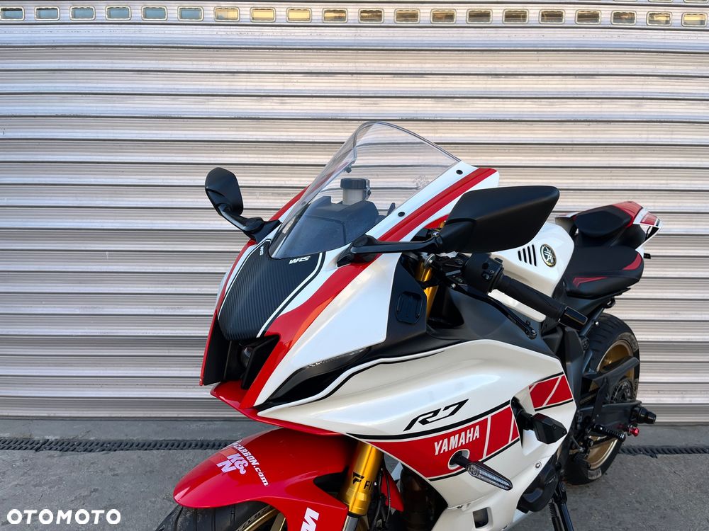 Yamaha YZF - 37