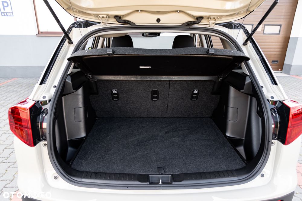 Suzuki Vitara 1.5 Dualjet Hybrid AGS Comfort+ "SHINKAI" - 22