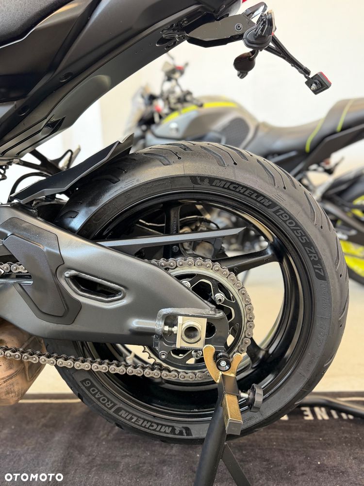 Yamaha MT - 16