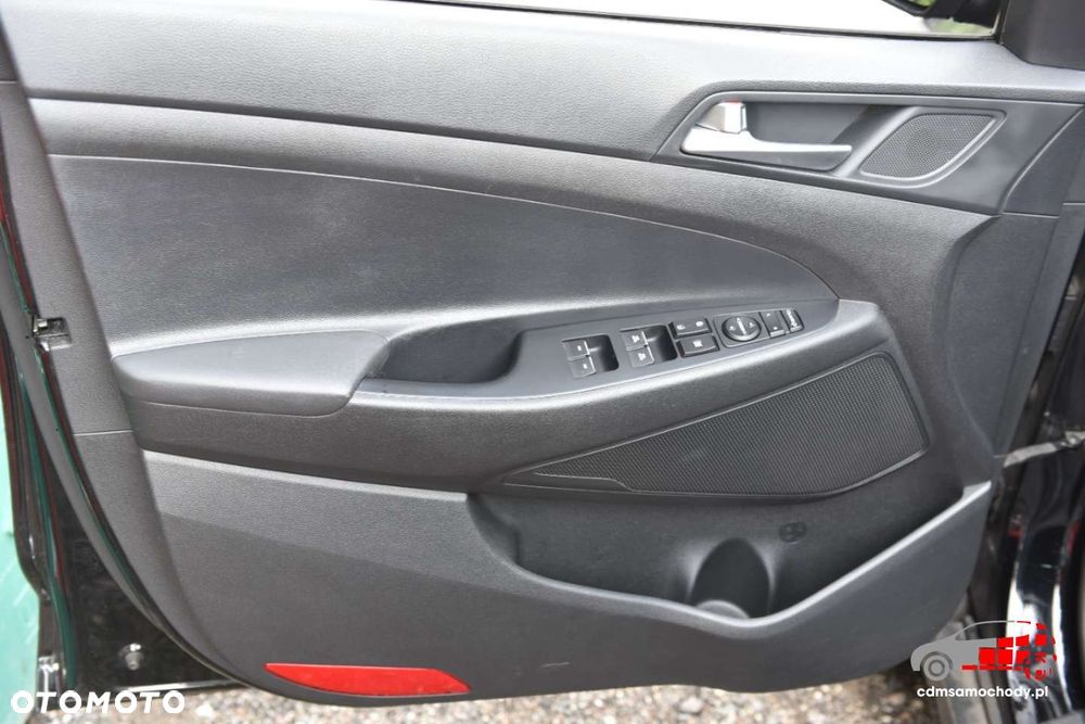 Hyundai Tucson 1.6 GDI BlueDrive Style 2WD - 12
