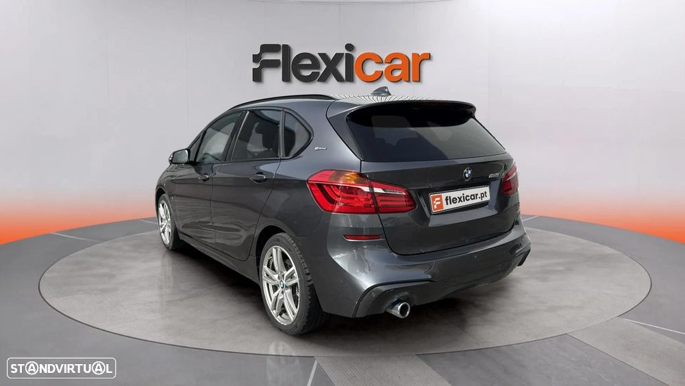 BMW 225xe Active Tourer - 4