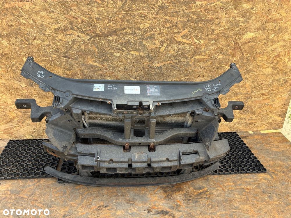 VW PASSAT B6 TDI PAS PRZEDNI CHŁODNICA WENTYLATOR KOMPLET