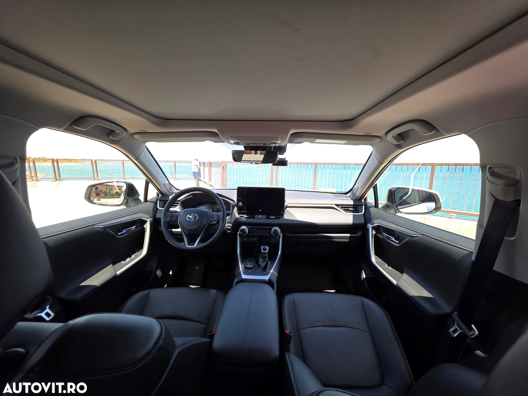 Toyota RAV4 2.5 Hybrid VVT-iE 4x4 Luxury Premium - 8