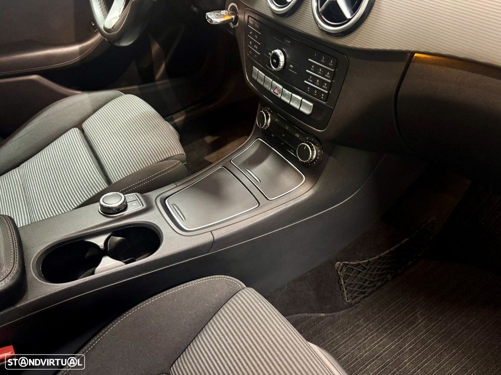 Mercedes-Benz B 180 CDI Style Aut. - 25