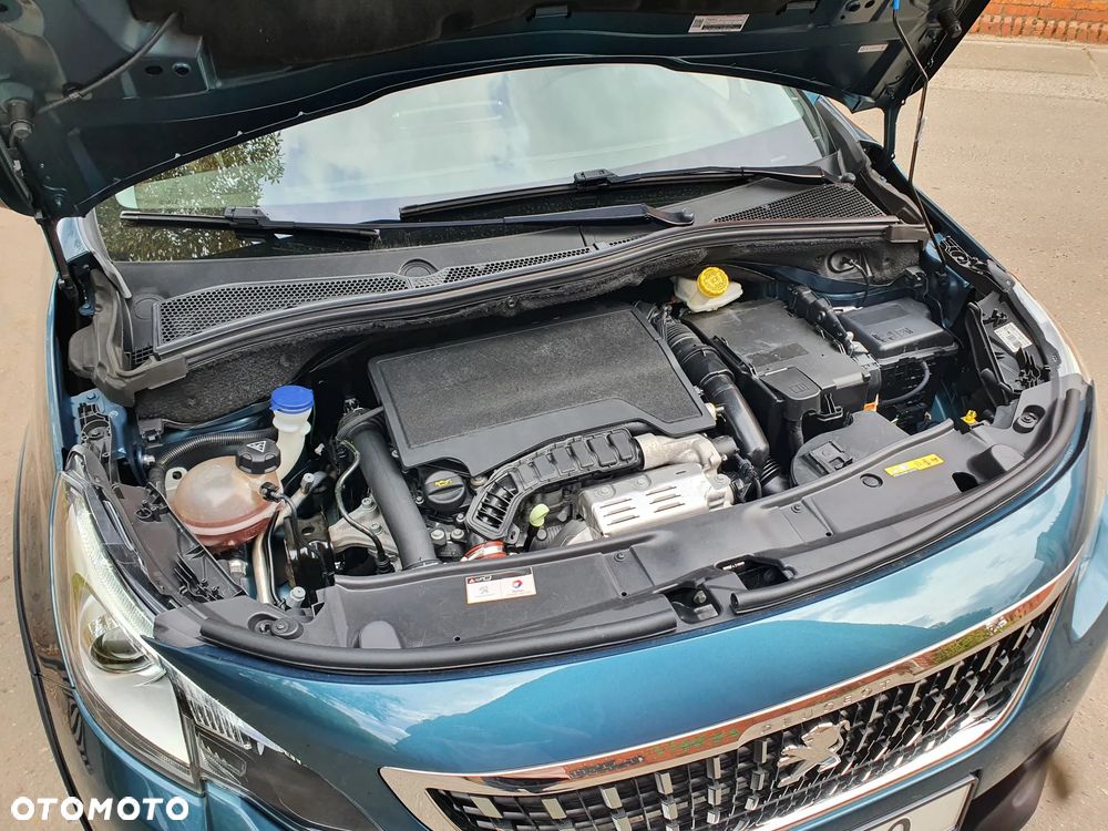 Peugeot 2008 PureTech 110 Stop&Start EAT6 Allure - 23