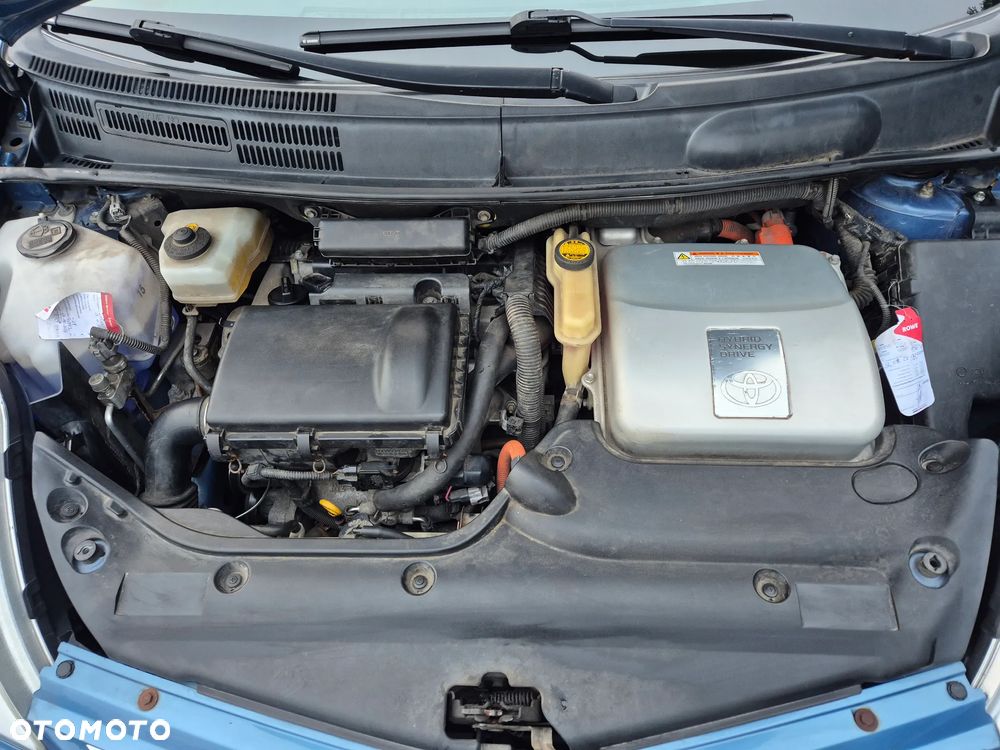 Toyota Prius 1.5 VVT-i Sol - 28