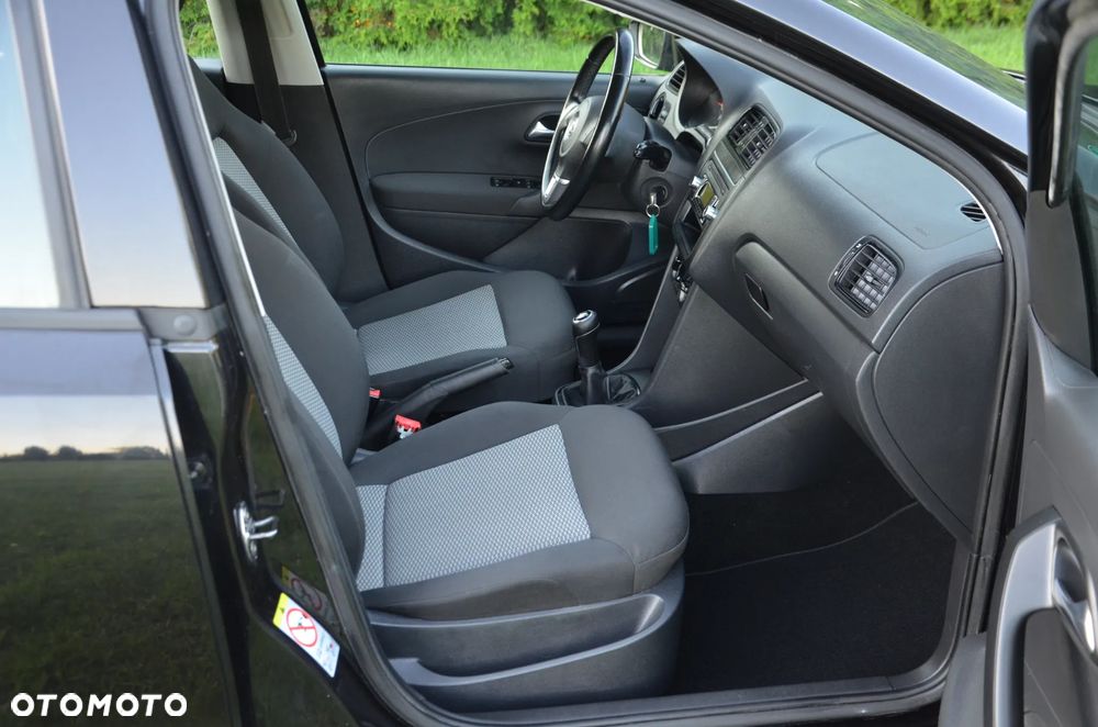 Volkswagen Polo - 5