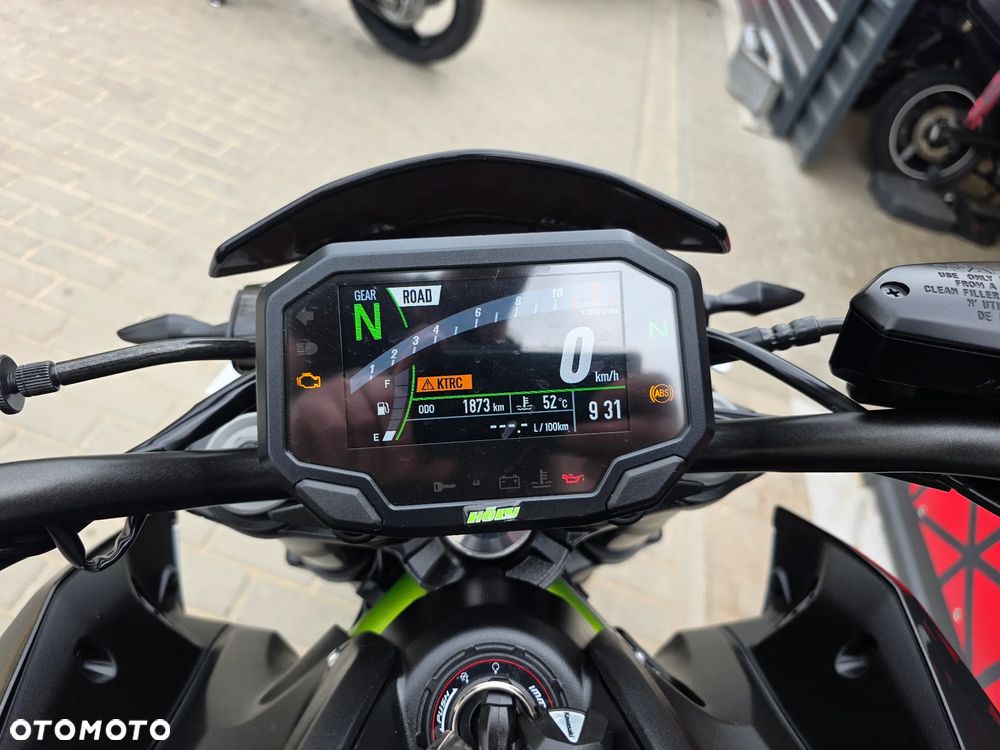 Kawasaki Z 900 - 17