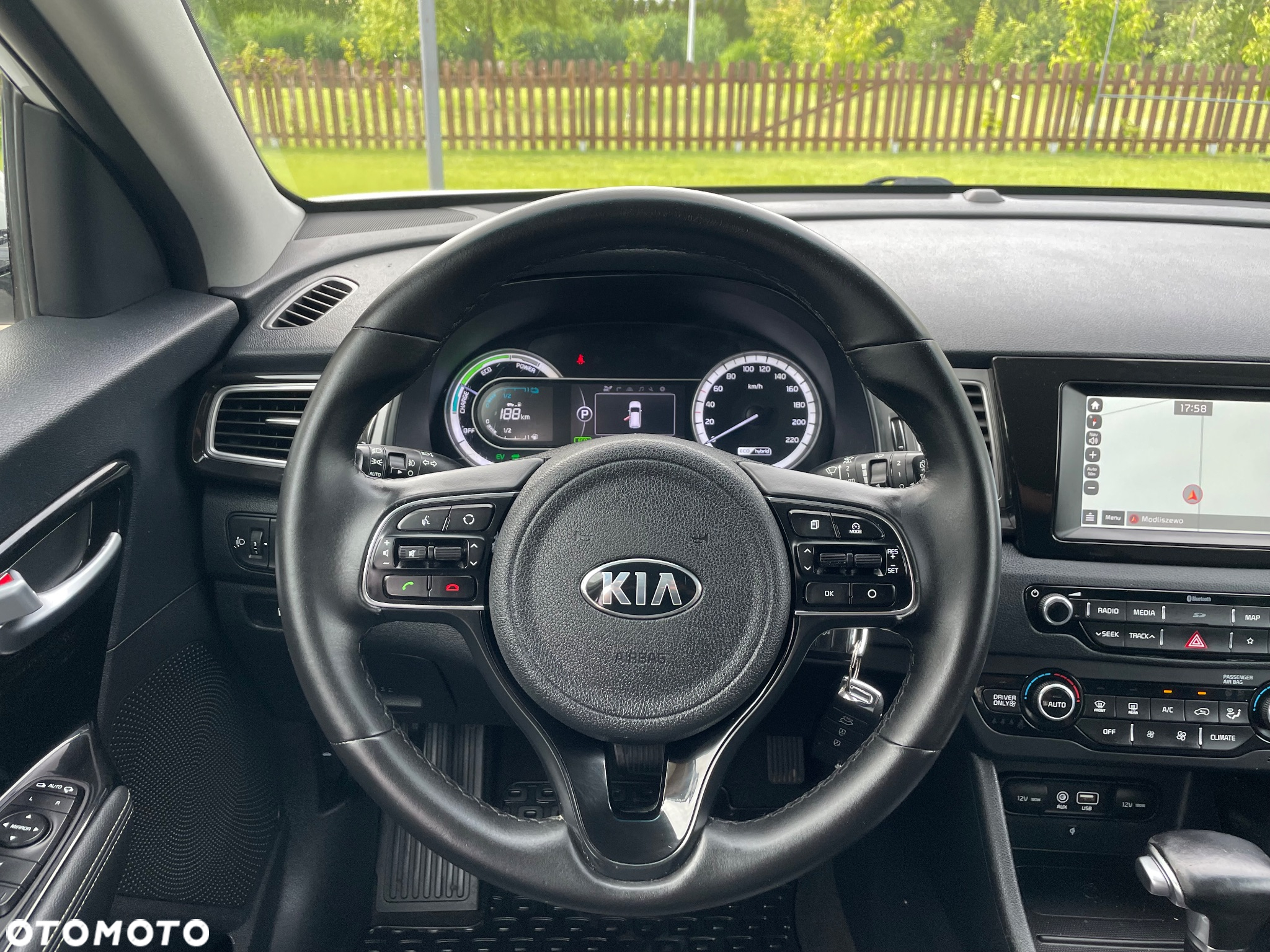 Kia Niro - 29