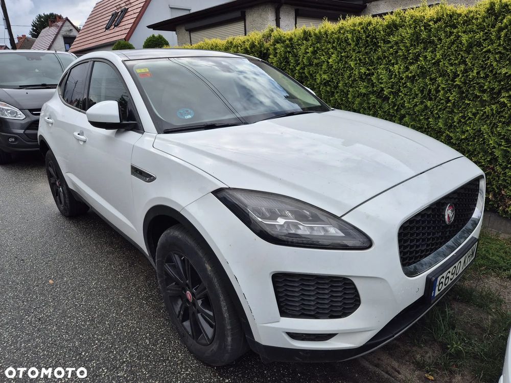 Jaguar E-Pace - 3