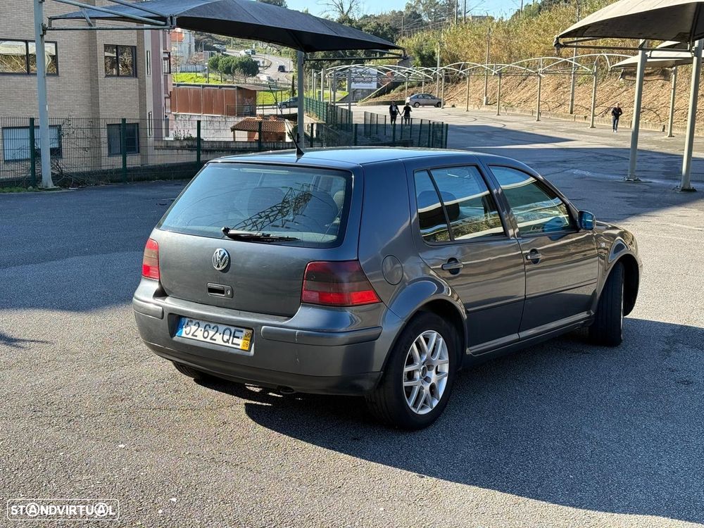 VW Golf 1.9 TDi Highline - 6