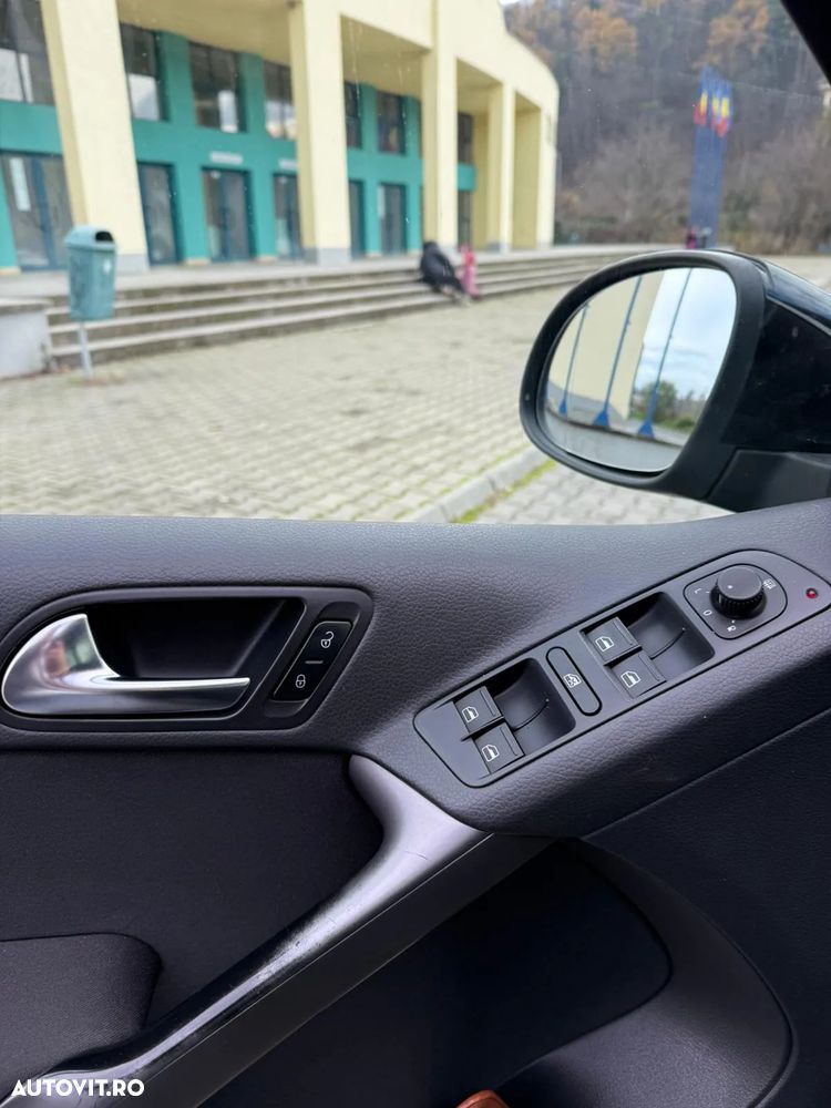 Volkswagen Tiguan 2.0 TDI DPF 4Motion Team - 8