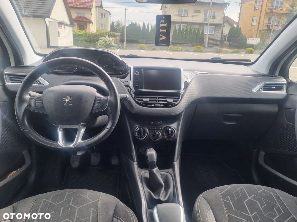 Peugeot 2008 BlueHDi 110 Active - 8