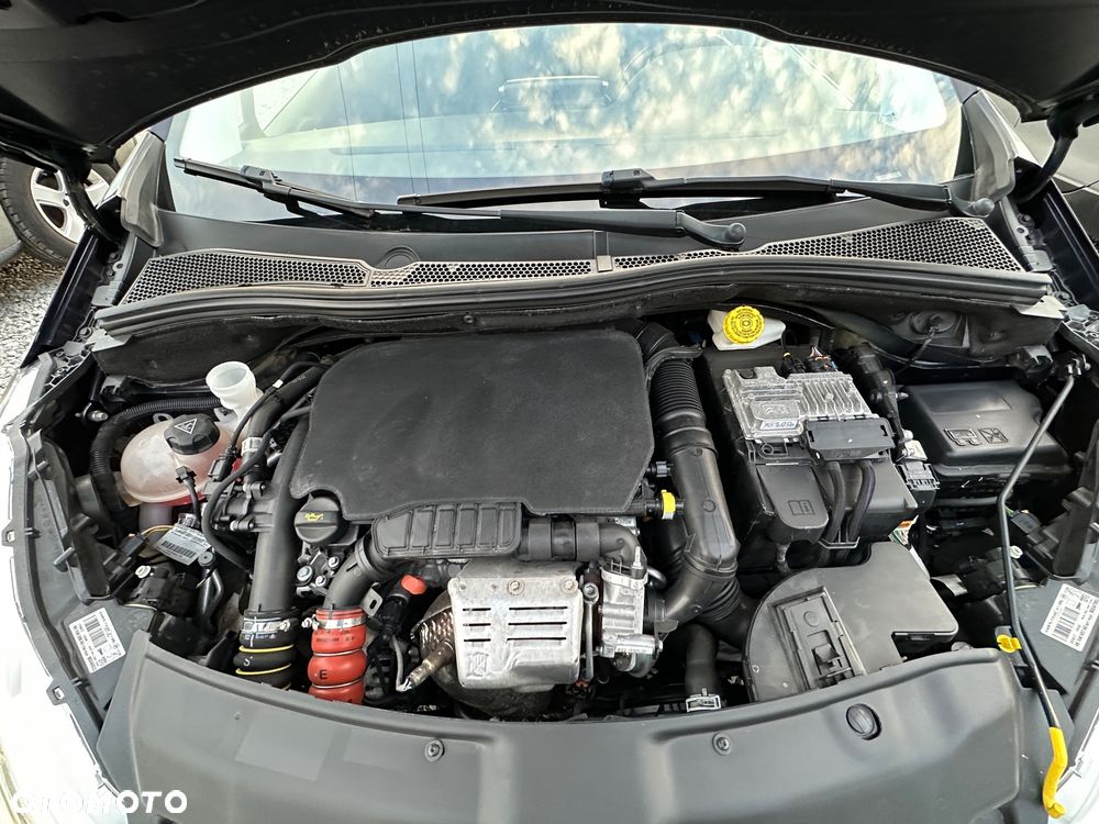 Peugeot 208 1.2 PureTech GPF Allure S&S EAT6 - 22