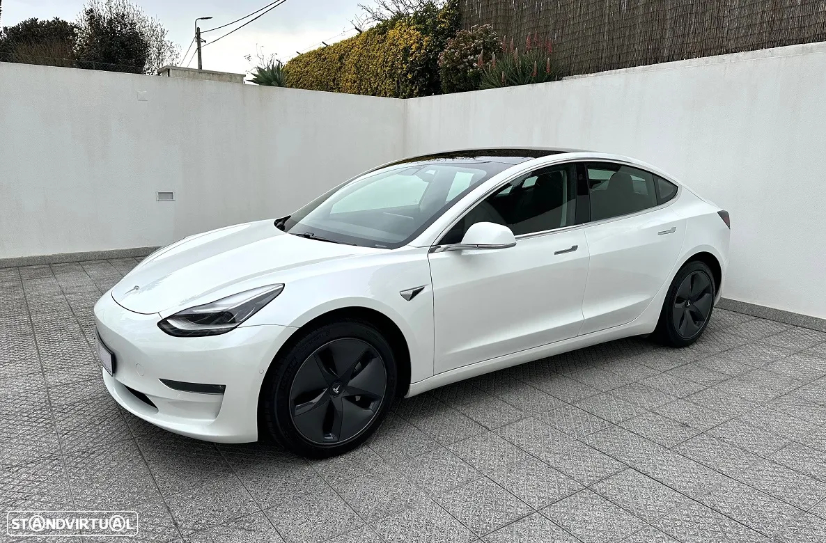 Tesla Model 3 Standard Range Plus RWD - 2