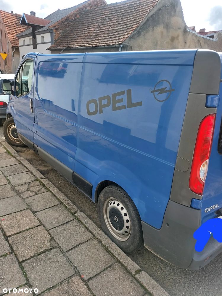 Opel Vivaro L2H1 2.9t - 10