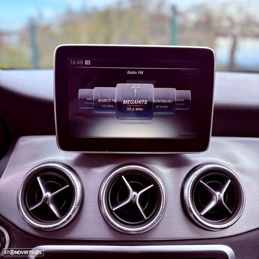 Mercedes-Benz CLA 200 - 9