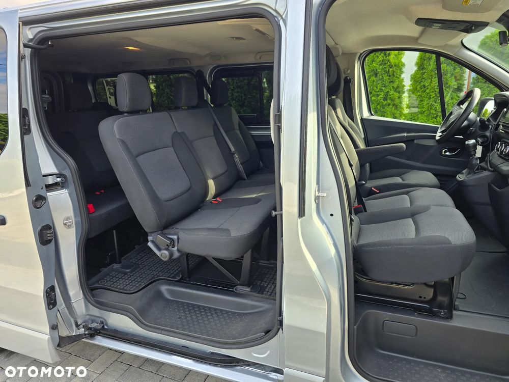 Renault Trafic 2.0 dCi - 7