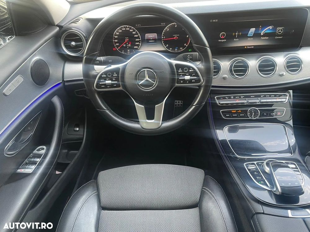 Mercedes-Benz E 220 d 4Matic 9G-TRONIC Avantgarde - 18