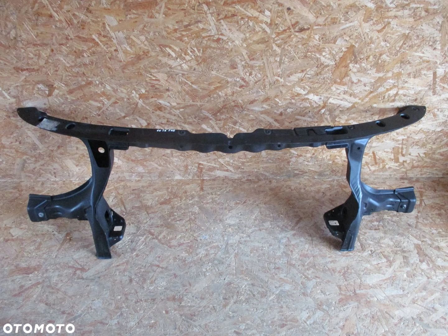 PAS PRZEDNI VW T5 7H0 - 1