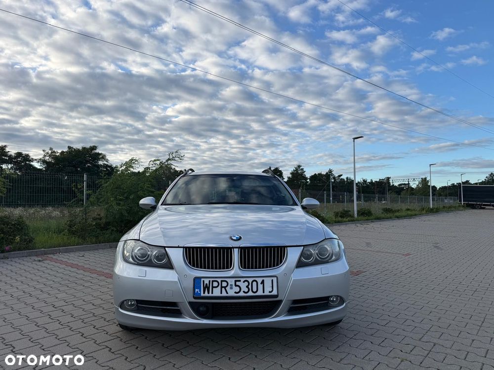 BMW Seria 3 330xd - 15