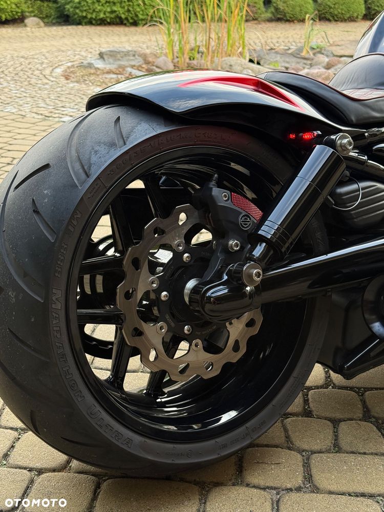 Harley-Davidson V-Rod Muscle - 16