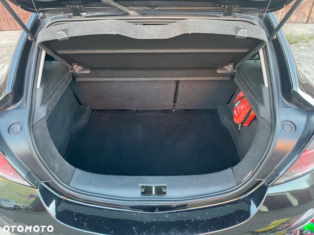 Opel Astra 1.9 CDTI Cosmo - 13