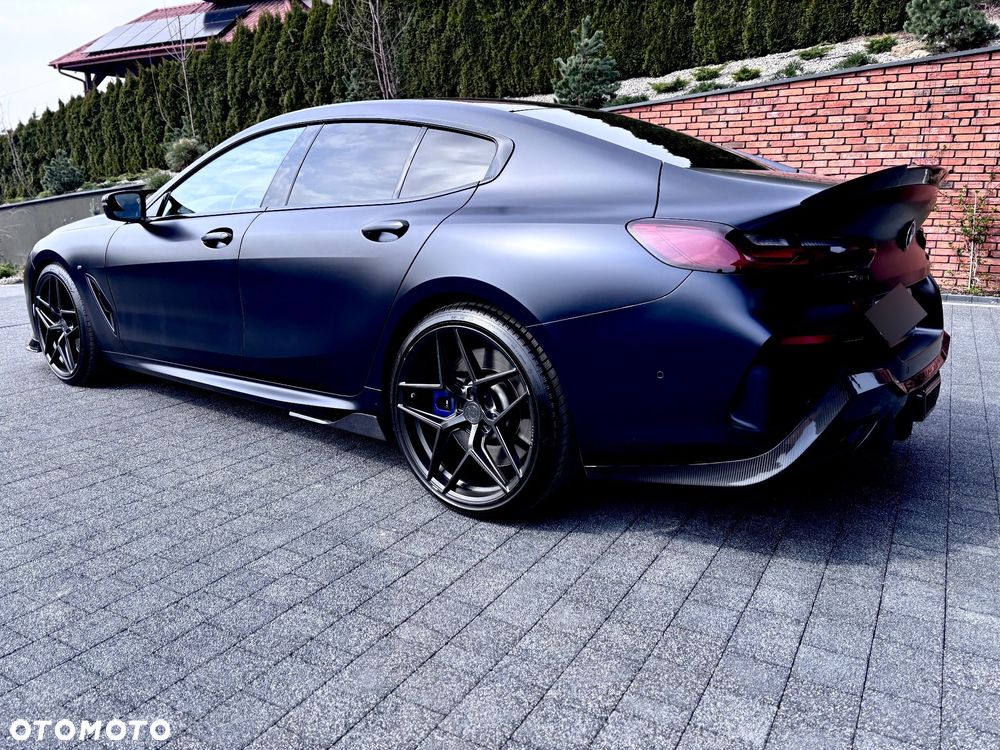BMW Seria 8 - 7