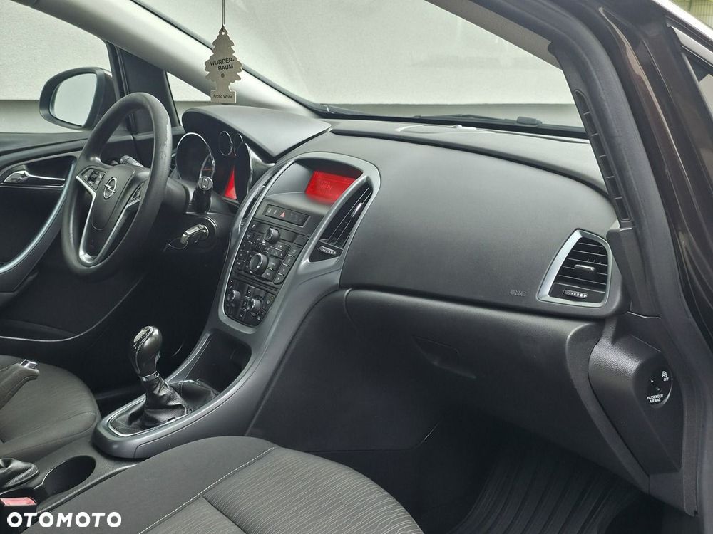 Opel Astra - 9