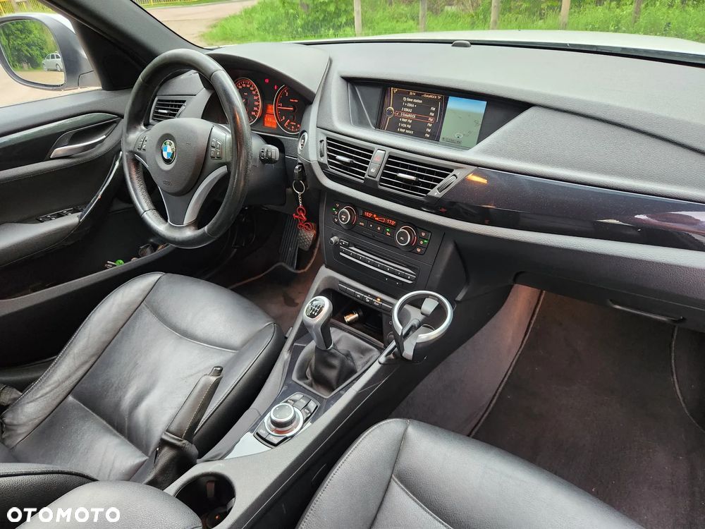 BMW X1 xDrive18d xLine - 35