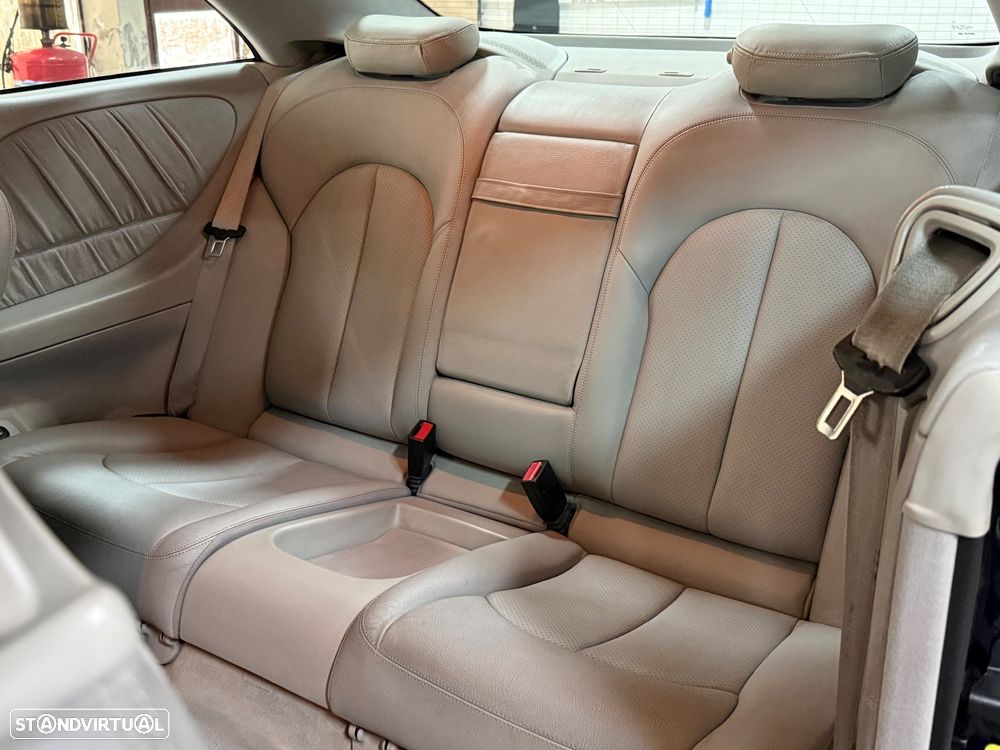 Mercedes-Benz CLK 270 - 14