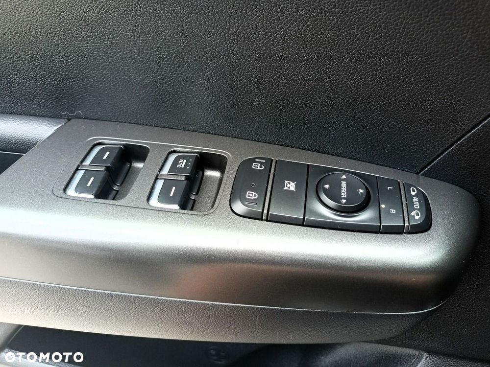 Kia Sportage - 36