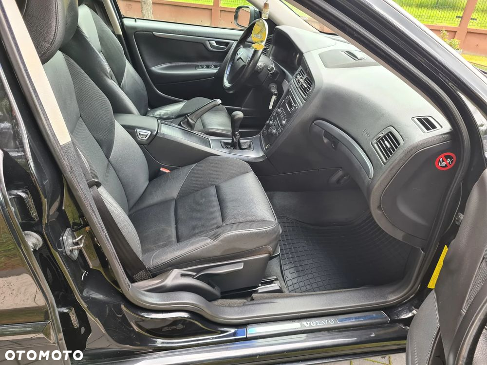 Volvo V70 D5 DPF Edition Sport - 14