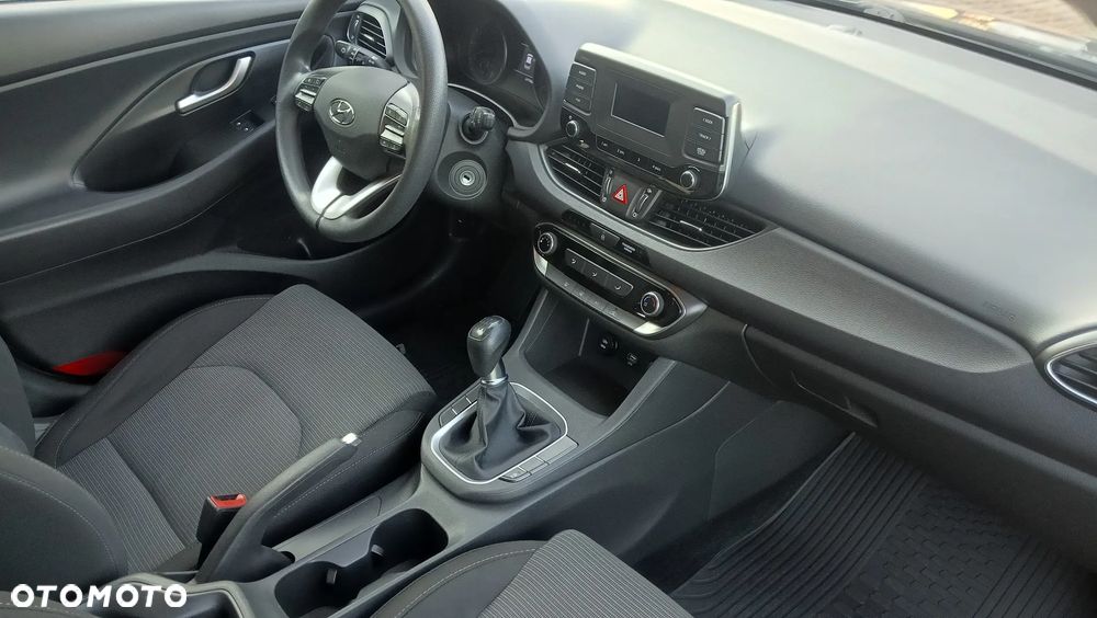Hyundai i30 1.4 Classic - 9