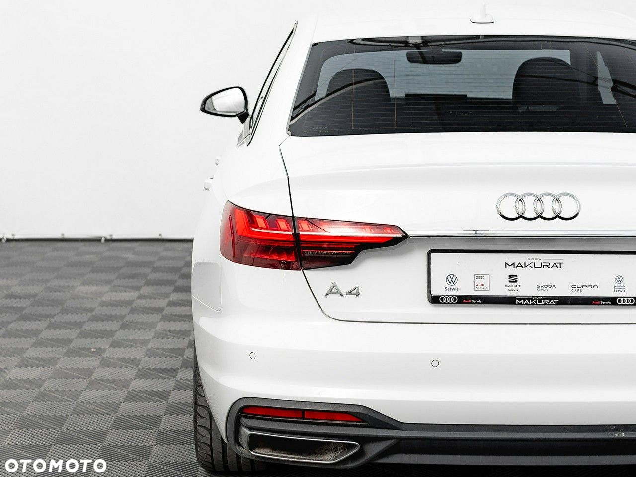 Audi A4 30 TDI S tronic - 12