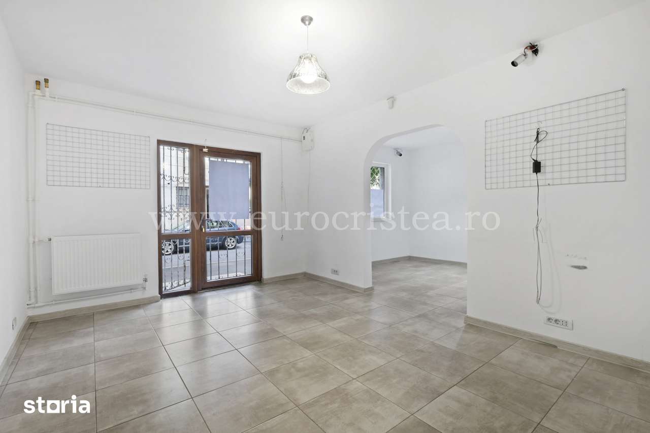 Apartament cu 2 camere de vânzare – Renovat, parter, Strada Sirenei — fotografia 1
