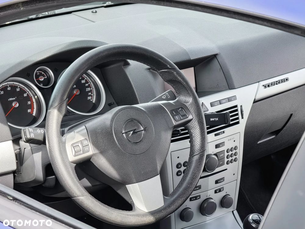 Opel Astra 1.6 T Sport - 25