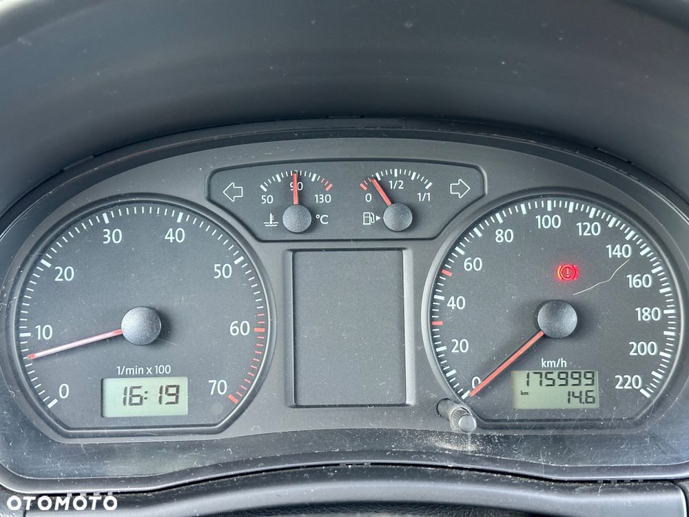 Volkswagen Polo 1.4 16V Fun - 17
