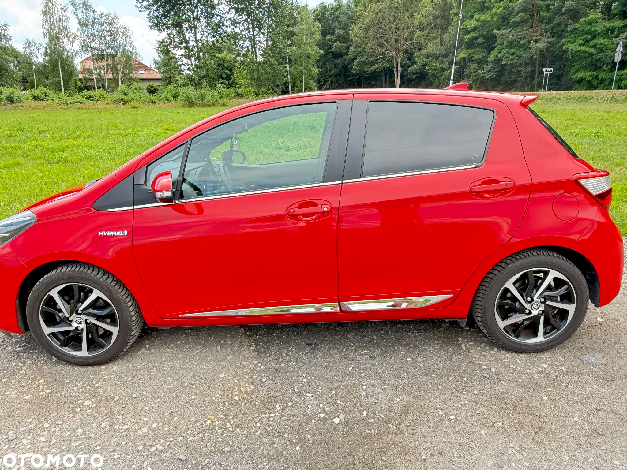 Toyota Yaris Hybrid 100 GR Sport - 6