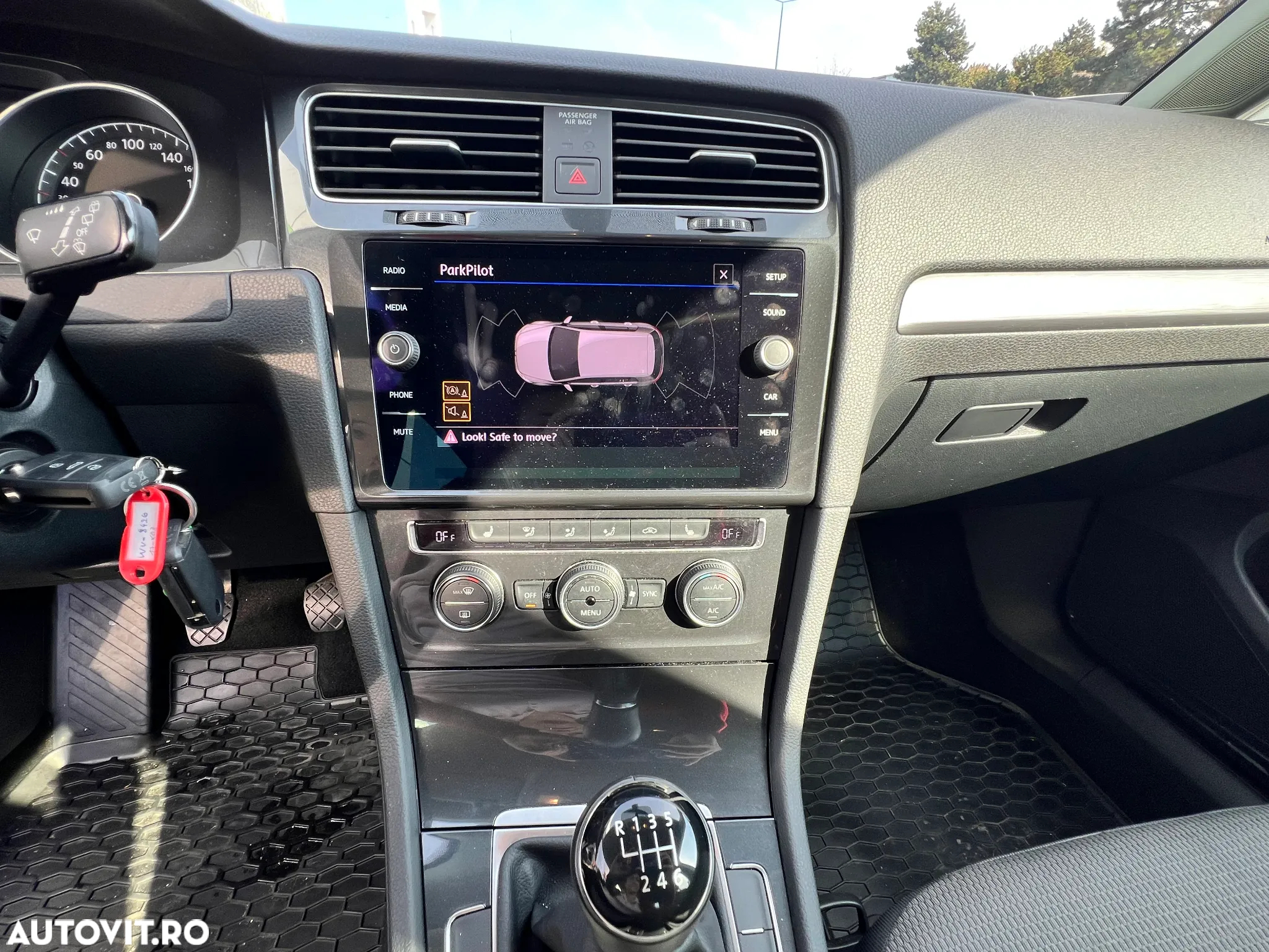 Volkswagen Golf 1.0 TSI Comfortline - 13