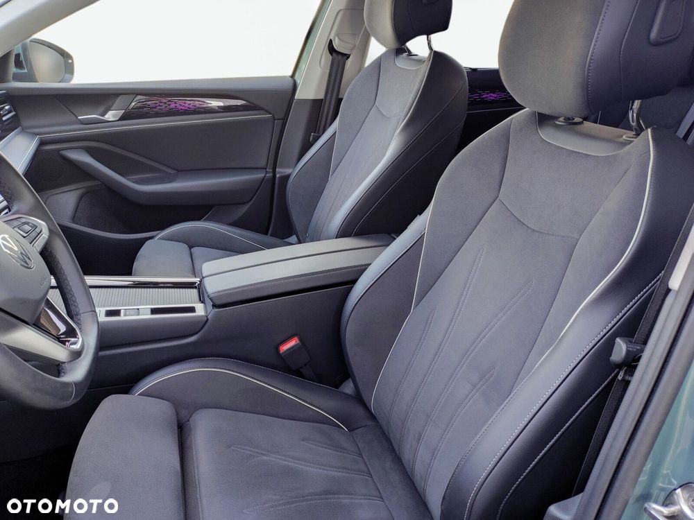 Volkswagen Passat - 12