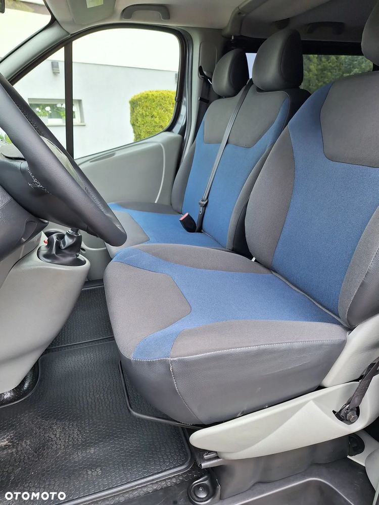 Renault Trafic FAP Grand Passenger Black Edition - 24