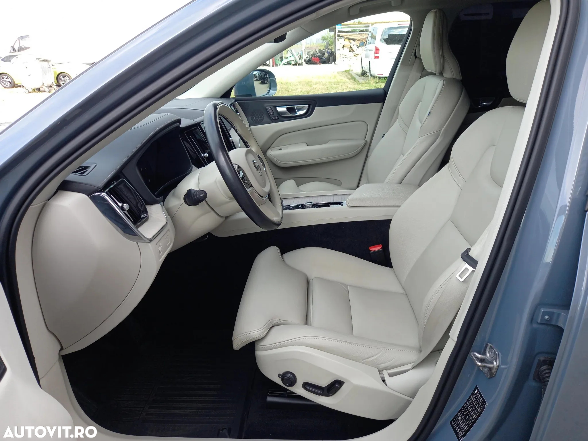 Volvo XC 60 - 12