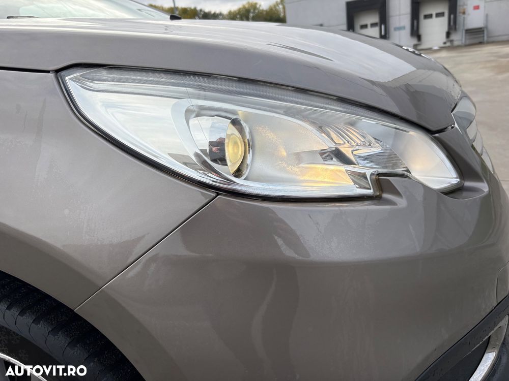 Peugeot 2008 1.2 VTi Active - 14
