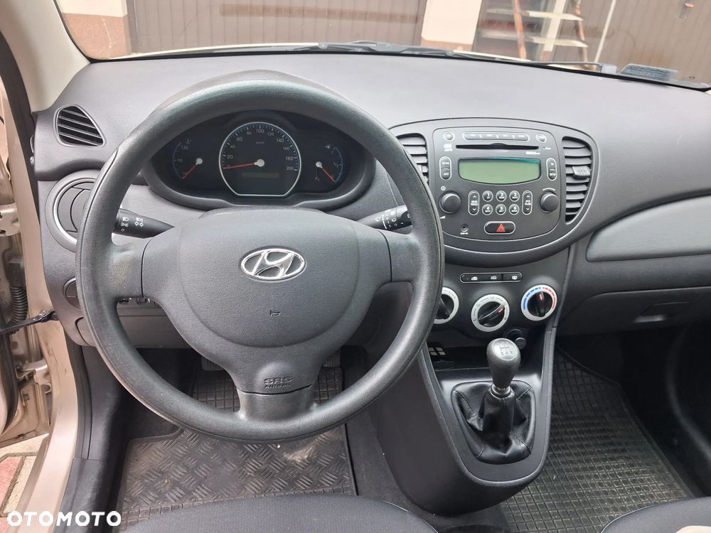 Hyundai i10 1.1 Classic - 11