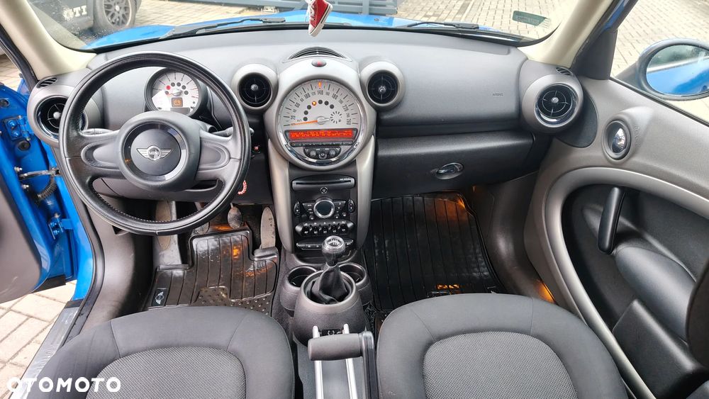 MINI Countryman One - 8