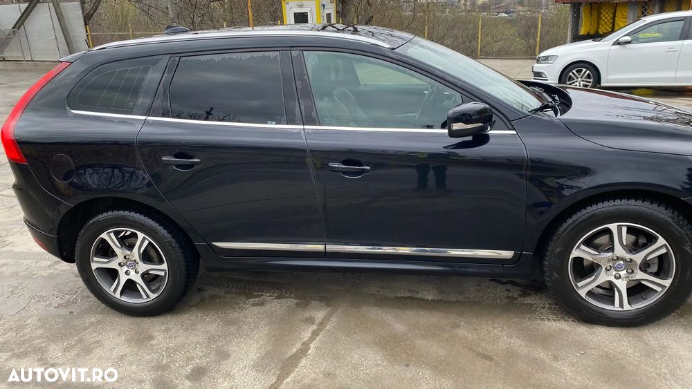 Volvo XC 60 D4 Summum - 3