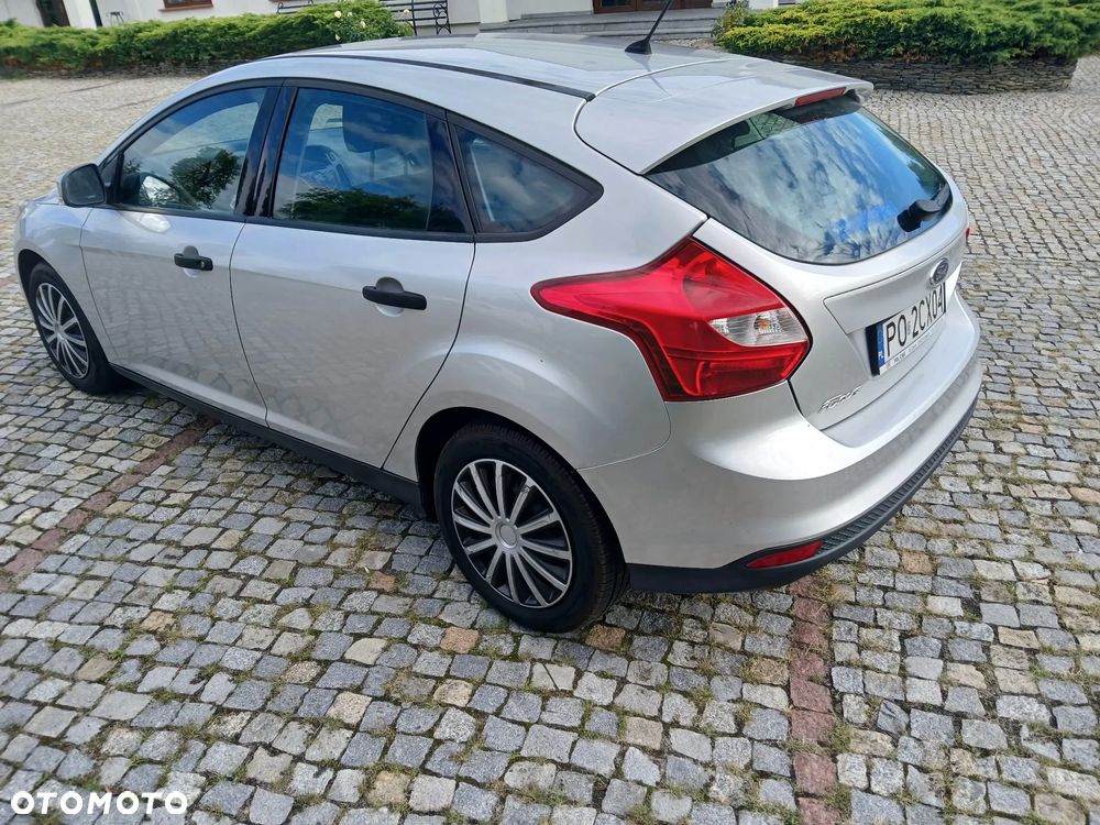 Ford Focus - 11