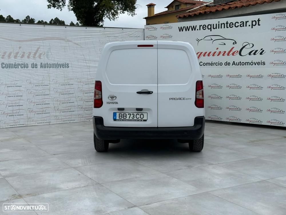 Toyota Proace City 1.5 D 3LUG. IVA Dedutível 6V - 7