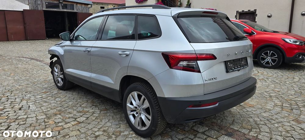 Skoda Karoq 1.5 TSI ACT 4x2 Sportline DSG - 5